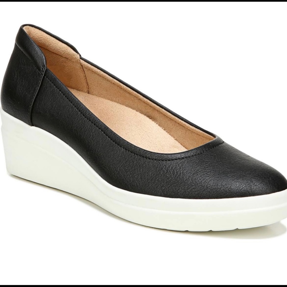 Naturalizer Sam Black Smooth Slip On Wedge- Sz 8 + 8.5